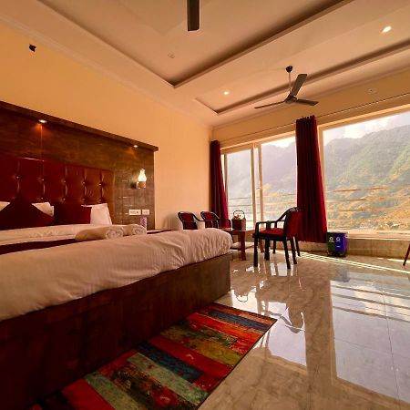 Sitara Resort, Scenic Mountain View Rooms With Balcony & Terrace موسوري المظهر الخارجي الصورة