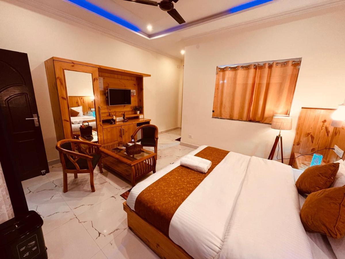 Sitara Resort, Scenic Mountain View Rooms With Balcony & Terrace موسوري المظهر الخارجي الصورة