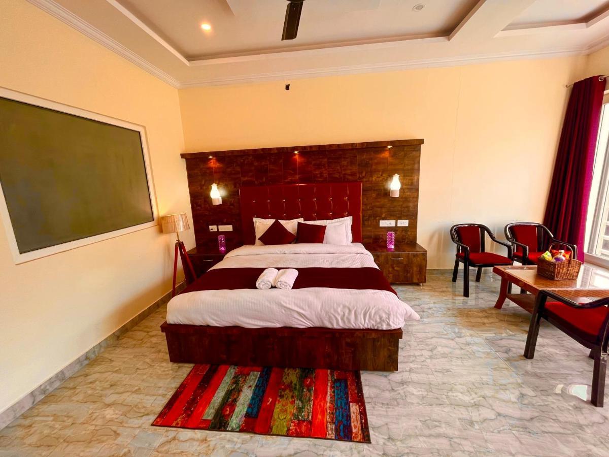 Sitara Resort, Scenic Mountain View Rooms With Balcony & Terrace موسوري المظهر الخارجي الصورة